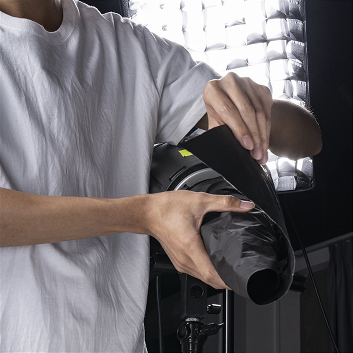 デジタルエッセンシャルズ両面マットフィルムペーパーロール、写 - Photography Lighting Essentials のレビューと価格